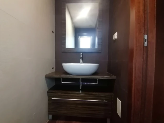 Moradia T4 para Venda em Mafamude e Vilar do Paraíso Foto 7