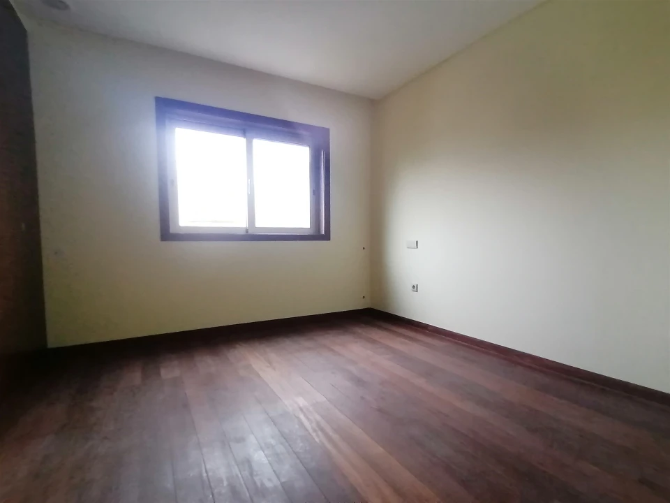 Moradia T4 para Venda em Mafamude e Vilar do Paraíso Foto 22