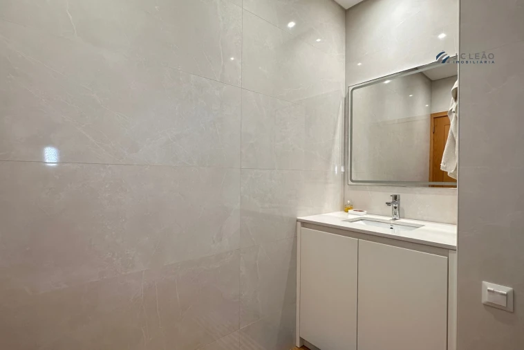 Moradia T3 para Venda em Custóias, Leça do Balio e Guifões Foto 25