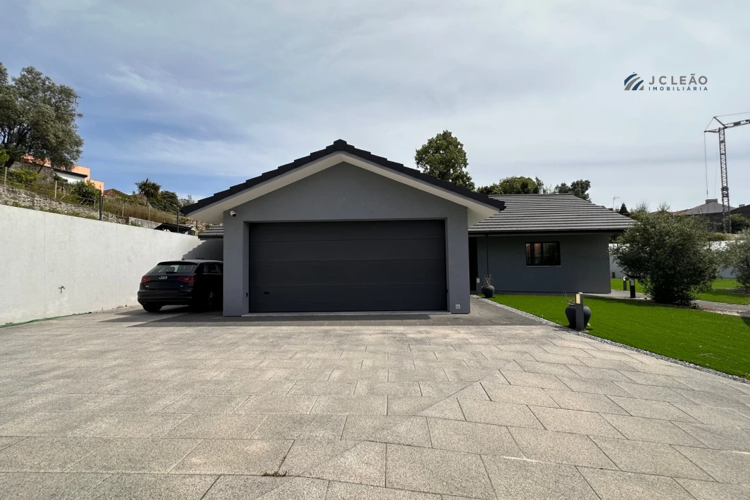 Moradia T3 para Venda em Custóias, Leça do Balio e Guifões Foto 53