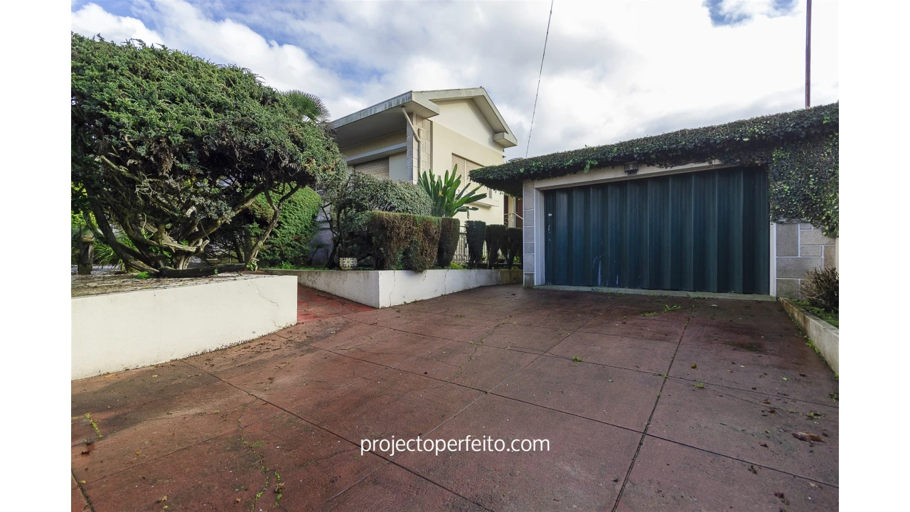 Moradia T6 para Venda em Esmoriz Foto 16