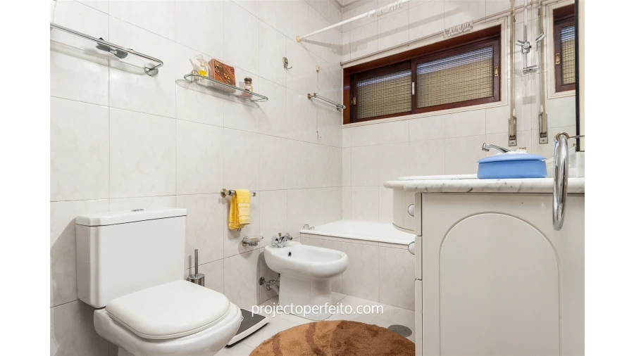 Moradia T6 para Venda em Esmoriz Foto 17