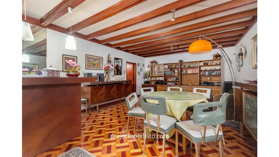 Moradia T6 para Venda em Esmoriz Foto 3