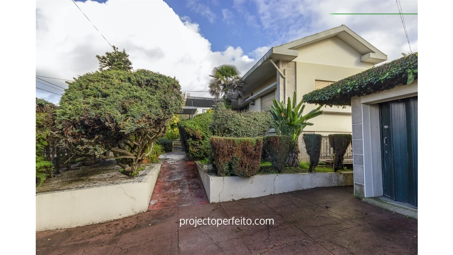 Moradia T6 para Venda em Esmoriz Foto 15