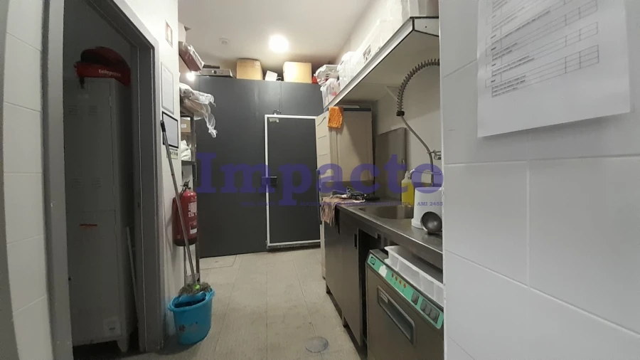 Negócio para Venda em Espinho Foto 11