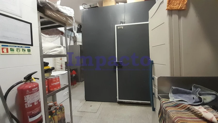 Negócio para Venda em Espinho Foto 6