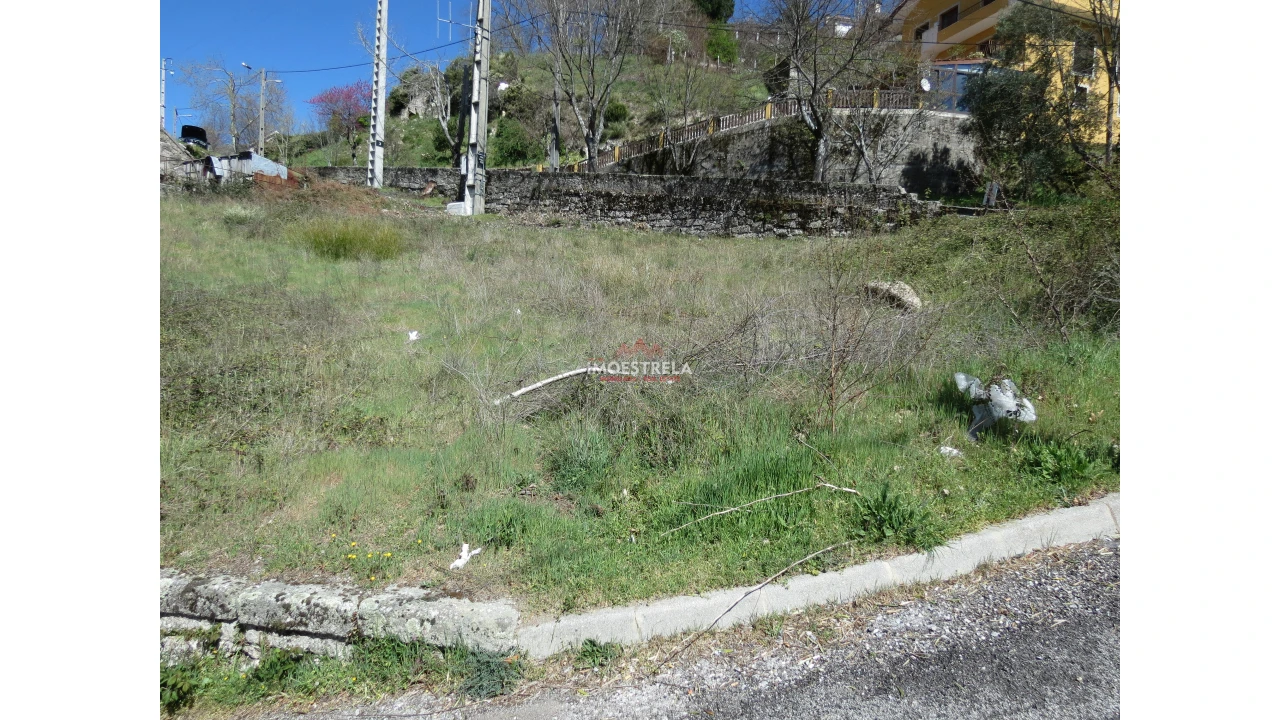 Terreno para Venda em Loriga Foto 2
