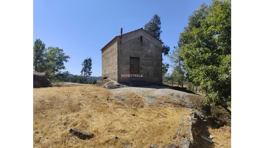 Quinta T0 para Venda em Moimenta da Serra e Vinhó Foto 7