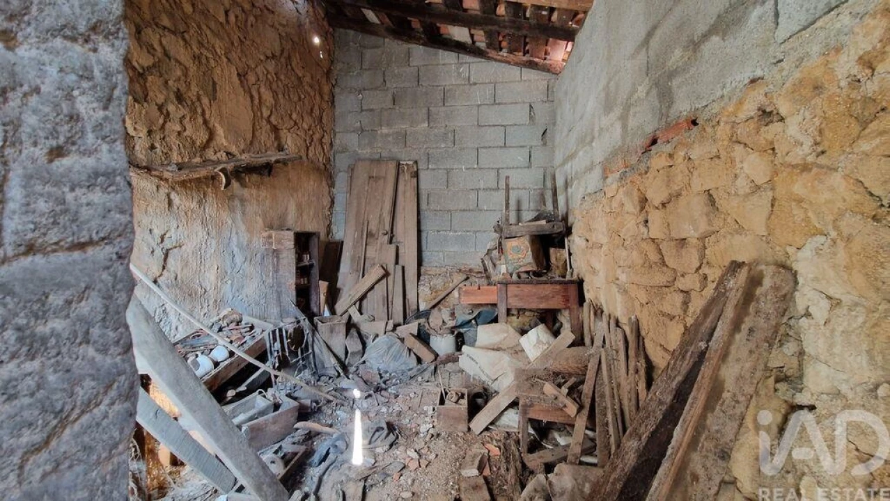 Moradia T2 para Venda em Penso e Freixinho Foto 18