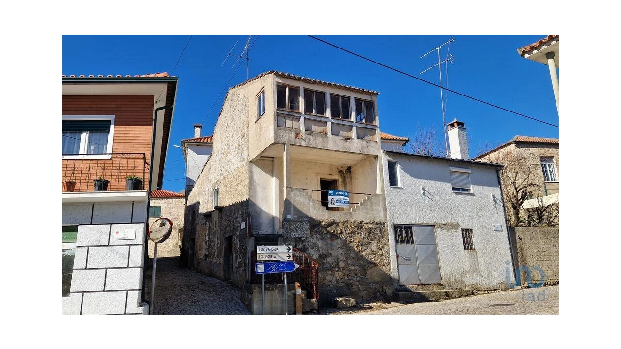 Moradia T2 para Venda em Penso e Freixinho Foto 3