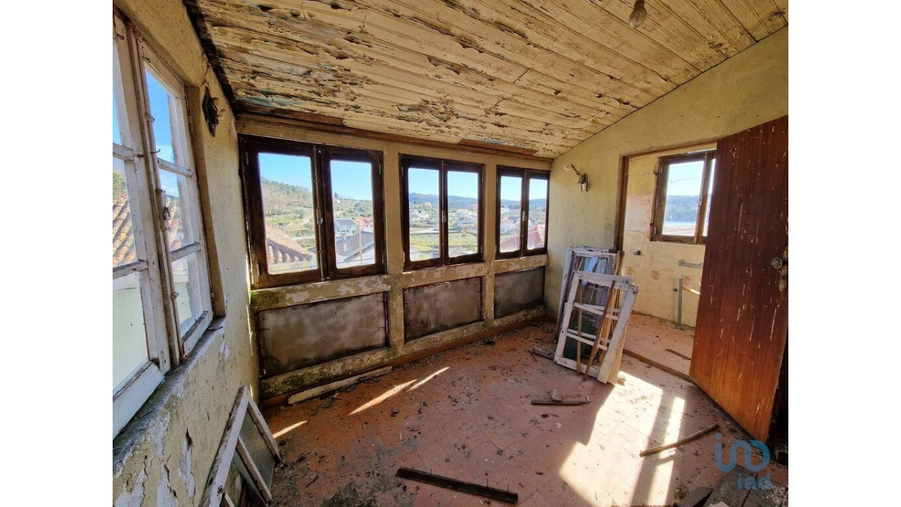 Moradia T2 para Venda em Penso e Freixinho Foto 13