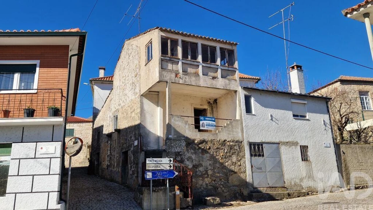 Moradia T2 para Venda em Penso e Freixinho Foto 22