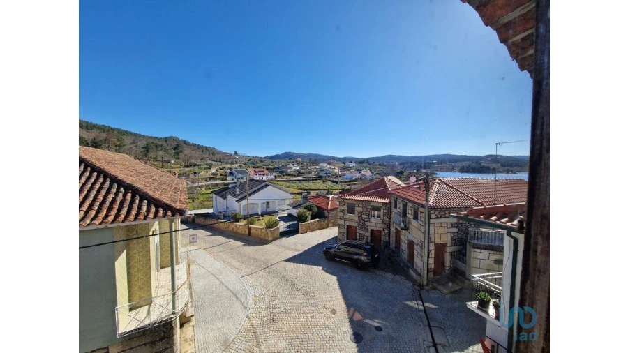 Moradia T2 para Venda em Penso e Freixinho Foto 14