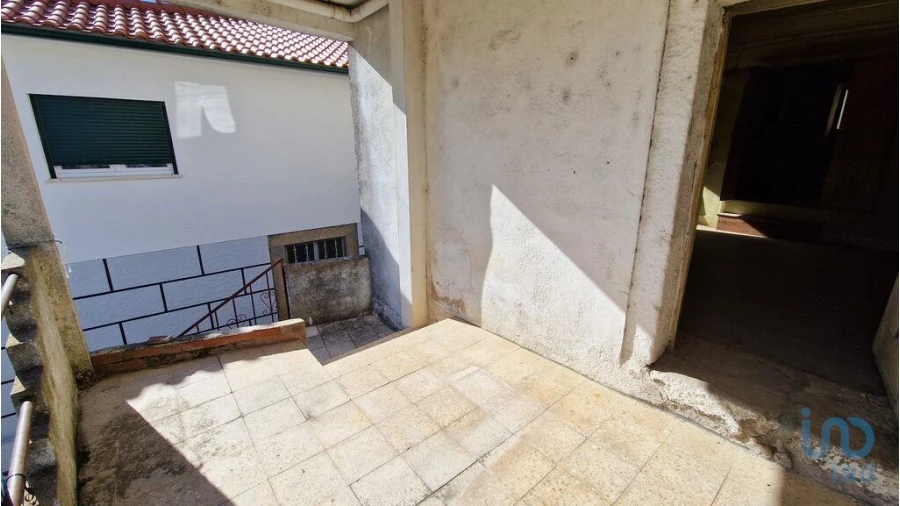 Moradia T2 para Venda em Penso e Freixinho Foto 4