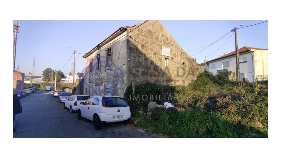 Terreno para Venda em Folgosa Foto 8