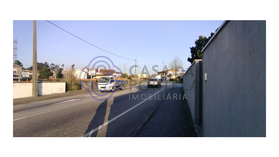 Terreno para Venda em Folgosa Foto 3