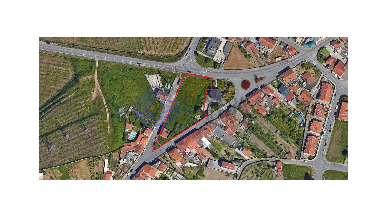 Terreno para Venda em Folgosa Foto 25