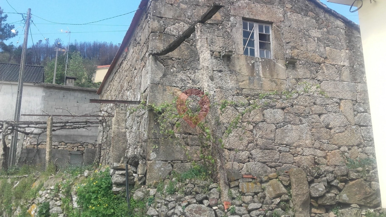 Moradia T2 para Venda em Sago, Lordelo e Parada Foto 2