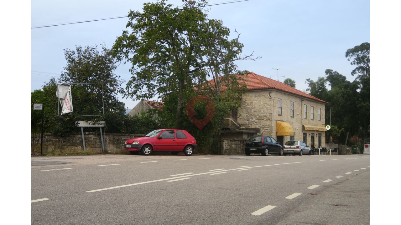 Moradia T6 para Venda em Barbeita Foto 3