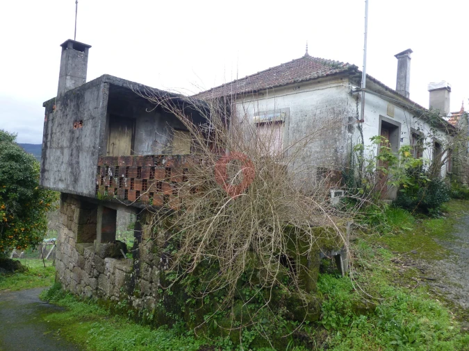 Moradia T2 para Venda em Chaviães e Paços Foto 12