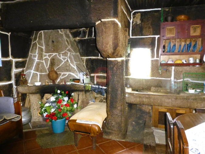 Moradia T5 para Venda em Riba de Mouro Foto 8