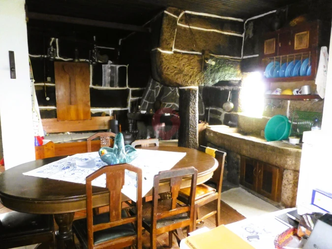 Moradia T5 para Venda em Riba de Mouro Foto 7