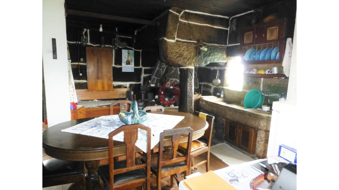 Moradia T5 para Venda em Riba de Mouro Foto 5