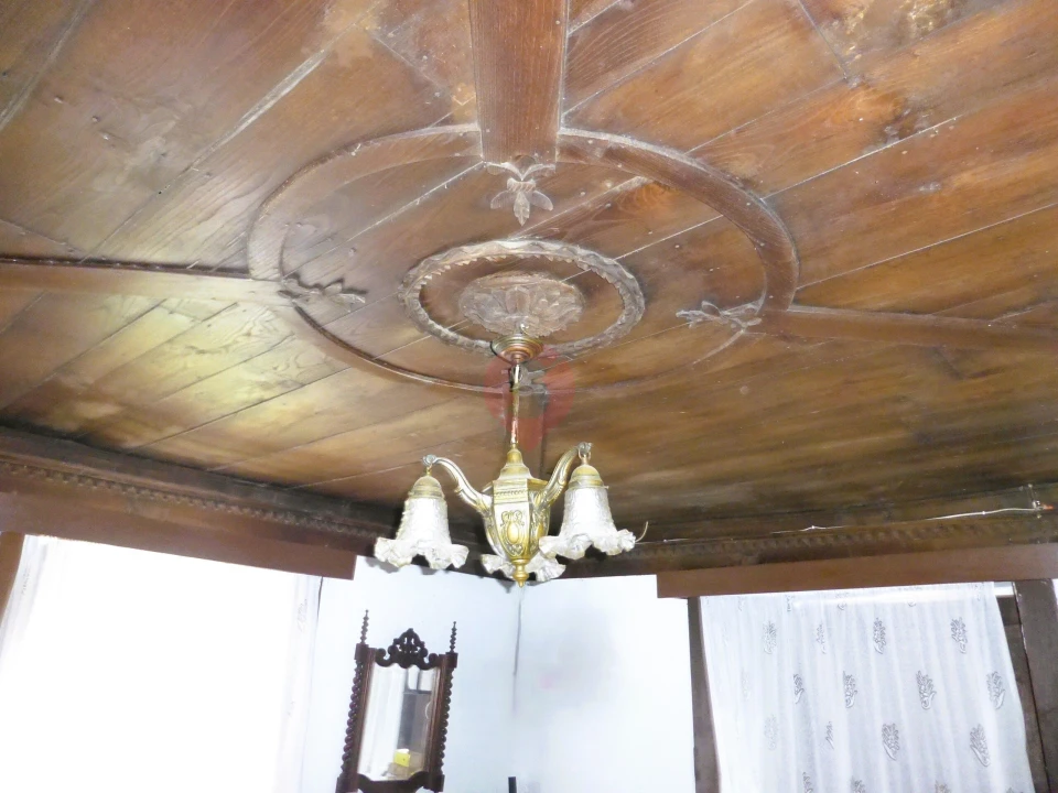 Moradia T5 para Venda em Riba de Mouro Foto 6