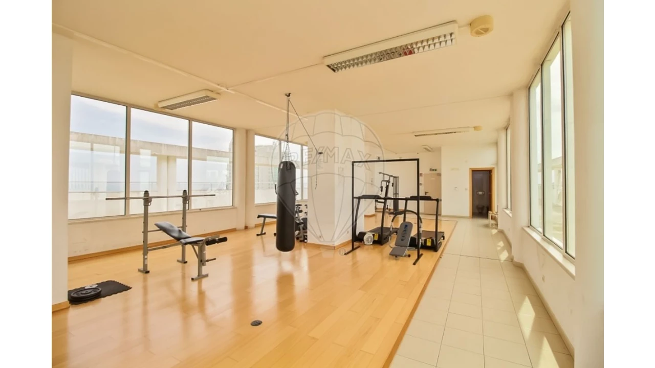 Apartamento T3 para Venda em Parque das Nações Foto 22
