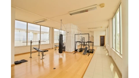 Apartamento T3 para Venda em Parque das Nações