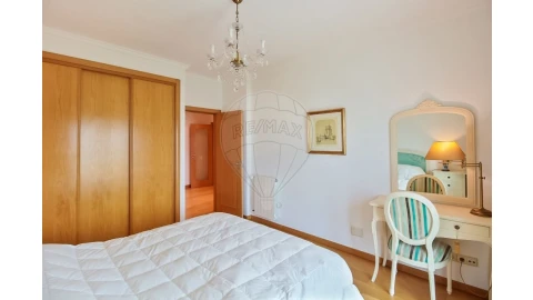 Apartamento T3 para Venda em Parque das Nações