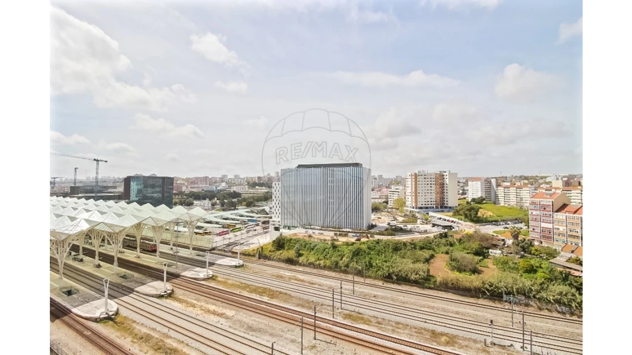 Apartamento T3 para Venda em Parque das Nações Foto 11