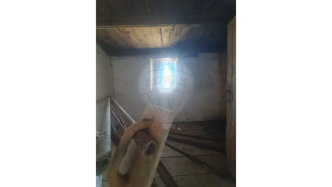 Moradia T2 para Venda em Envendos Foto 19