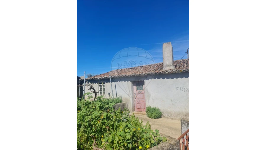 Moradia T2 para Venda em Envendos Foto 8