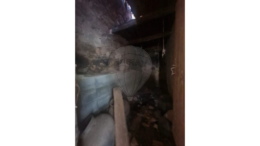 Moradia T2 para Venda em Envendos Foto 10