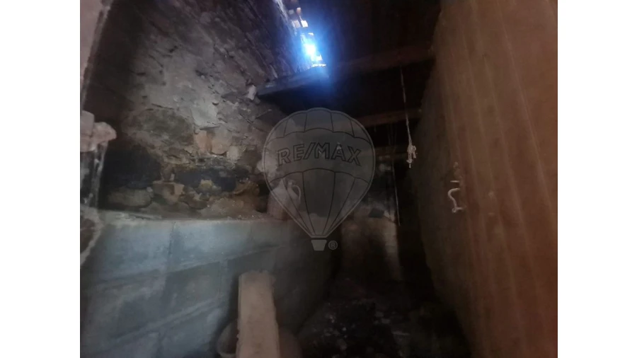 Moradia T2 para Venda em Envendos Foto 6