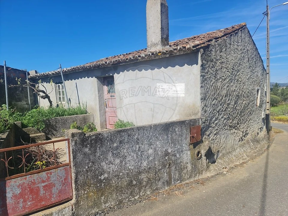 Moradia T2 para Venda em Envendos Foto 25