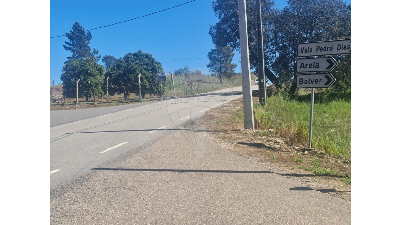 Moradia T2 para Venda em Envendos Foto 2