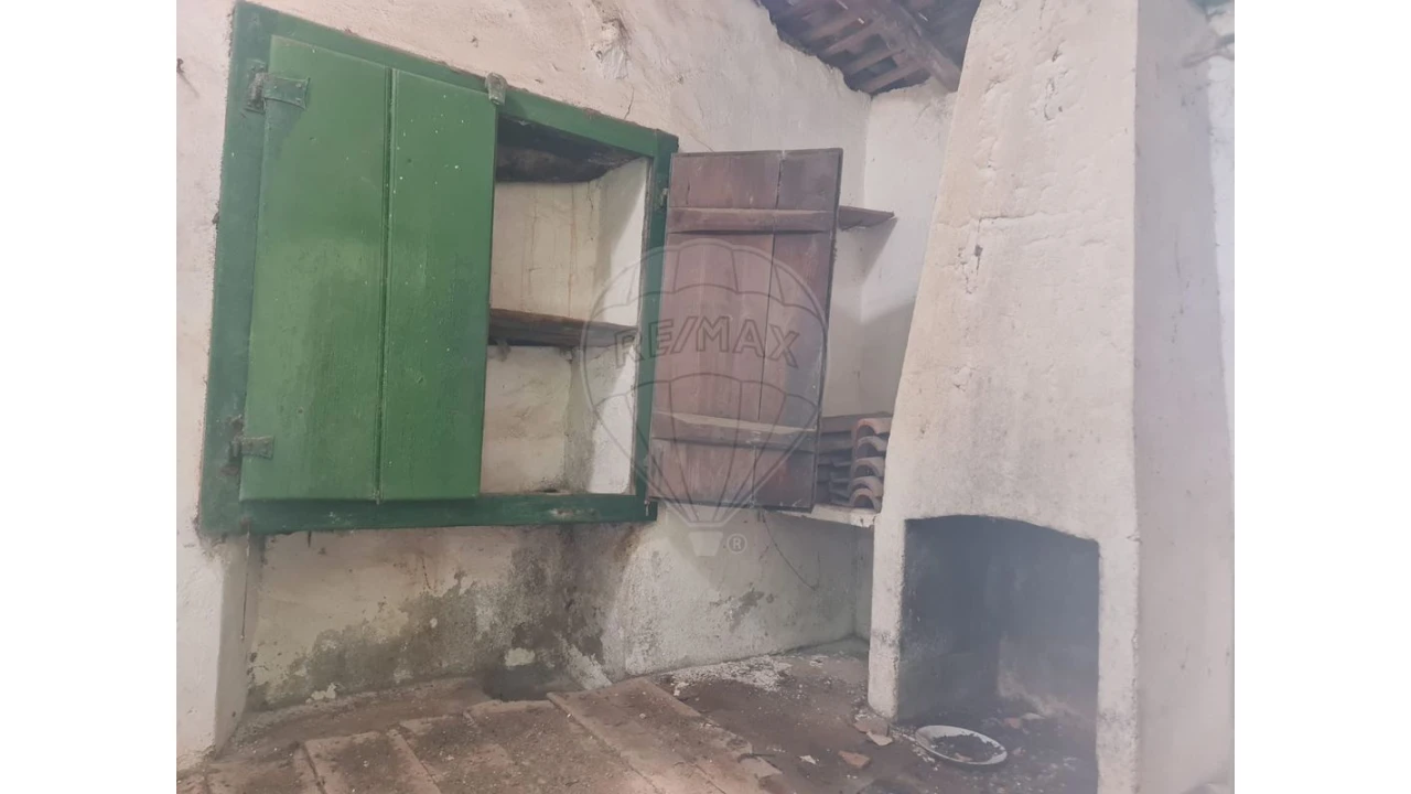 Moradia T2 para Venda em Envendos Foto 3