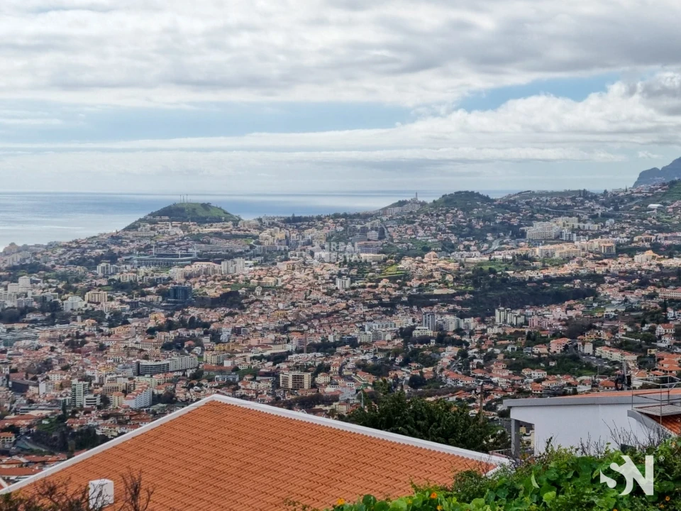 Terreno para Venda em Funchal (Santa Maria Maior) Foto 6
