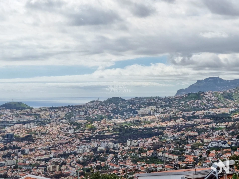 Terreno para Venda em Funchal (Santa Maria Maior) Foto 4