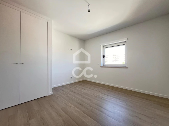 Apartamento T2 para Venda em Buarcos Foto 5