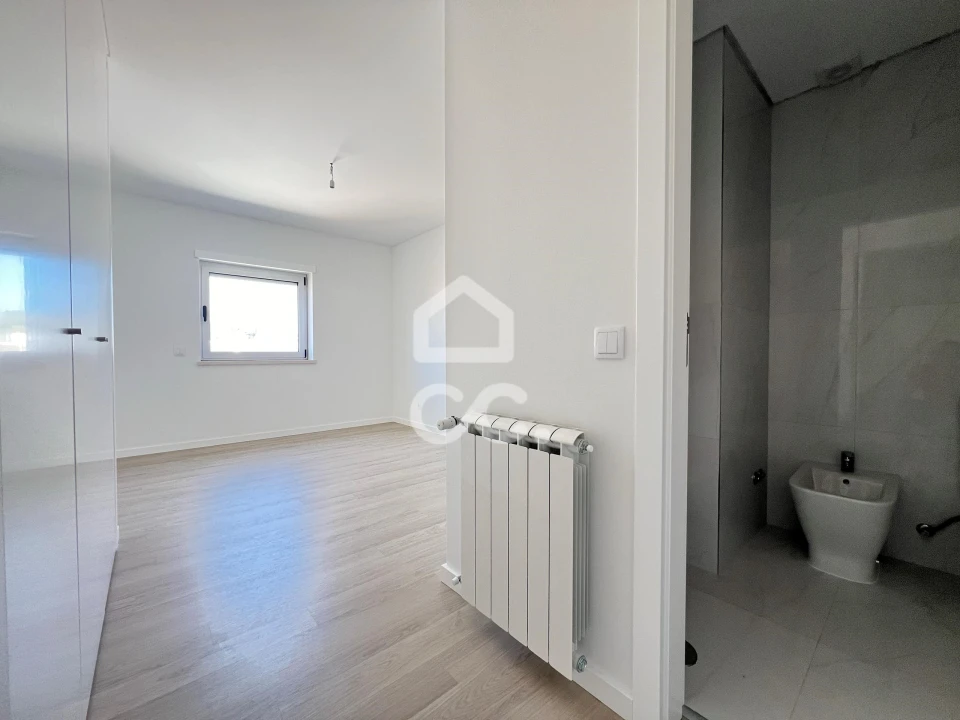 Apartamento T2 para Venda em Buarcos Foto 4