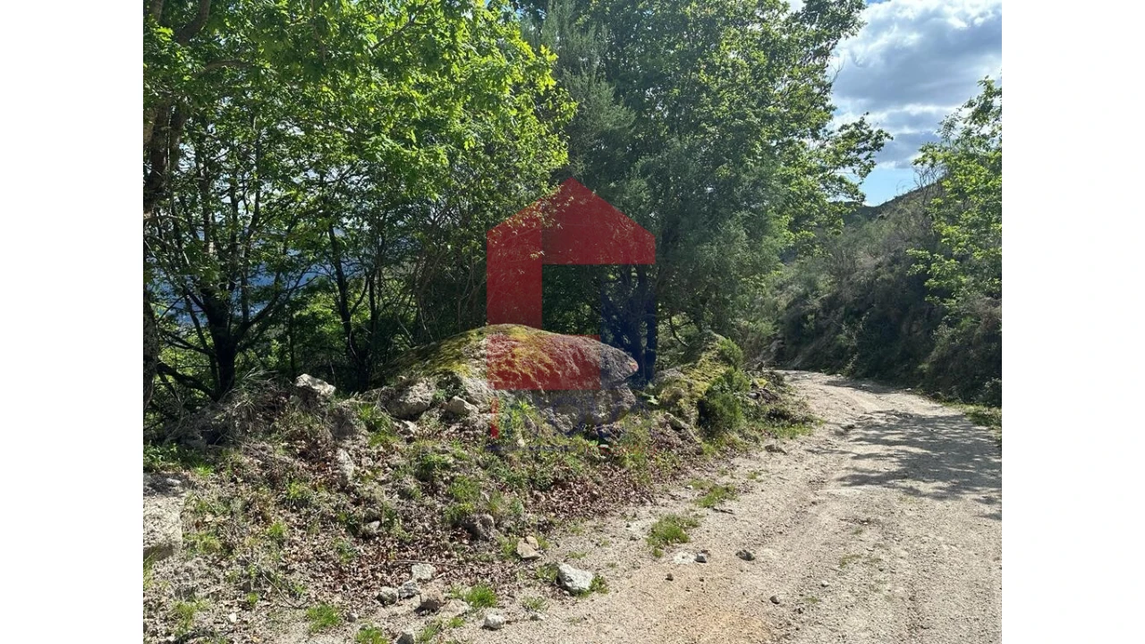Terreno para Venda em Valdreu Foto 14