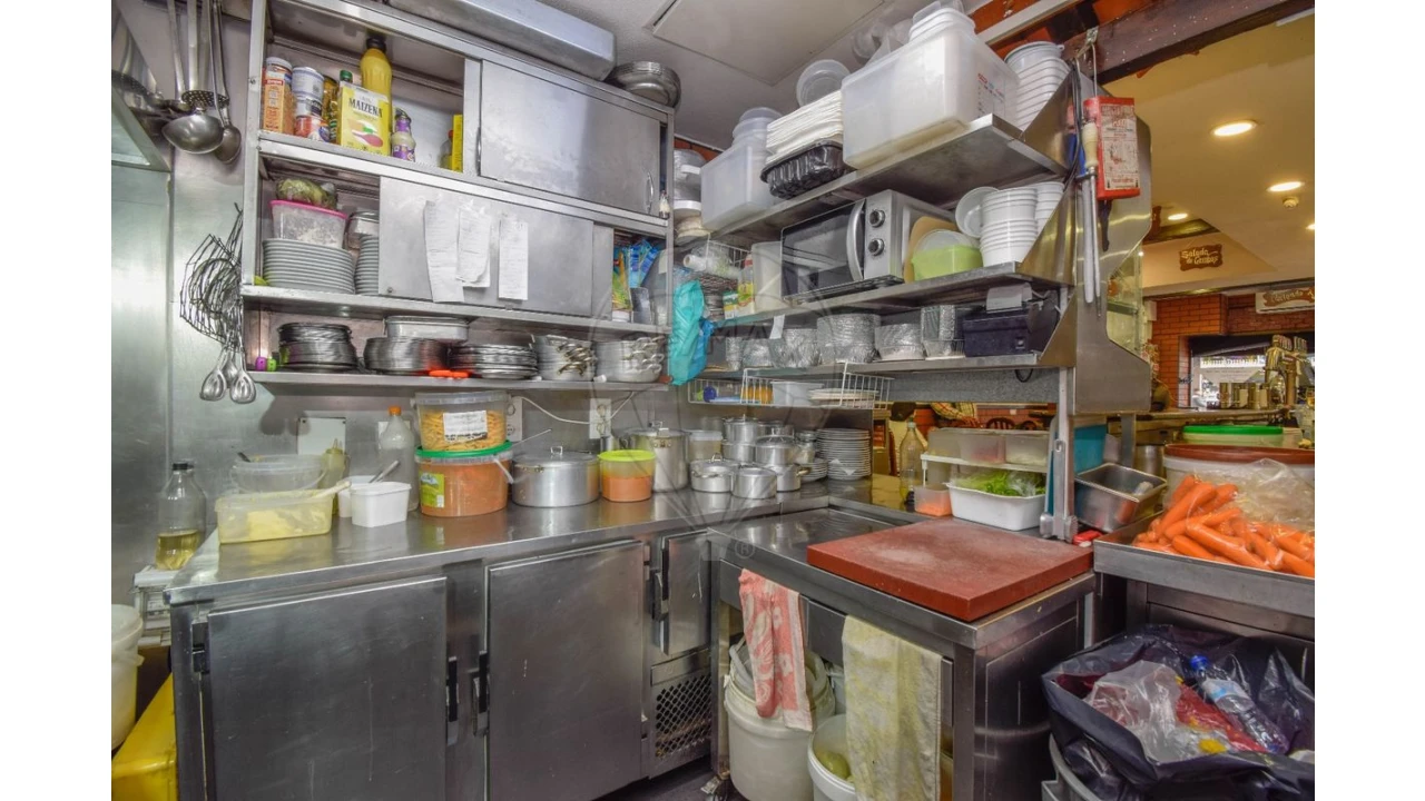 Negócio para Venda em Venteira Foto 21