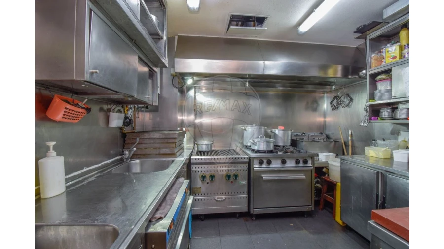 Negócio para Venda em Venteira Foto 18