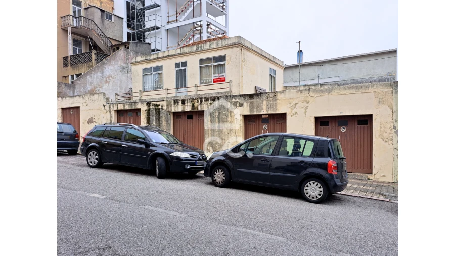 Prédio para Venda em Buarcos Foto 2