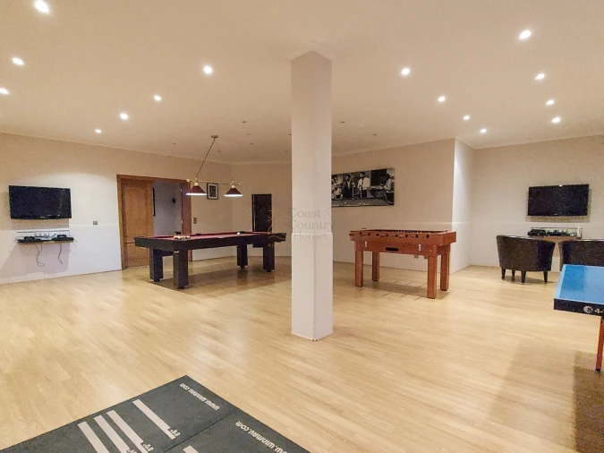 Moradia T8 para Venda em Almancil Foto 55