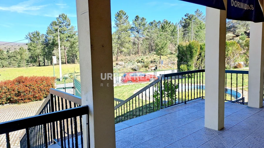 Moradia T13 para Venda em Riodades Foto 60