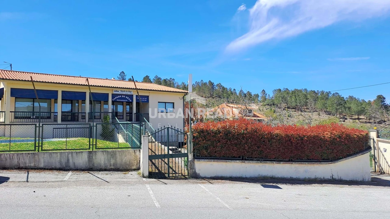 Moradia T13 para Venda em Riodades Foto 6